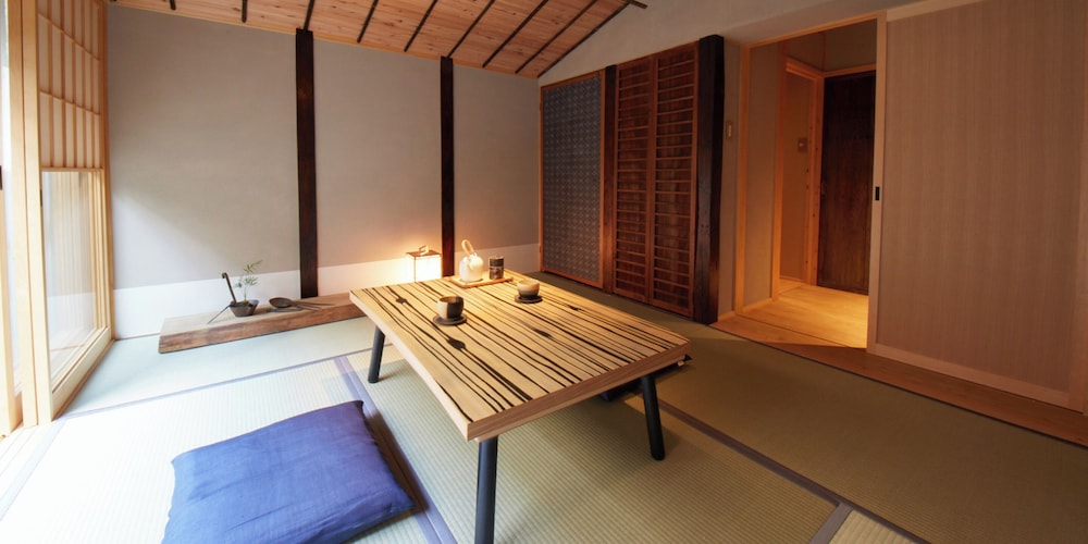SAKAINOMA 熊 大阪