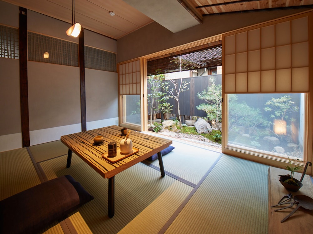 SAKAINOMA 熊 大阪