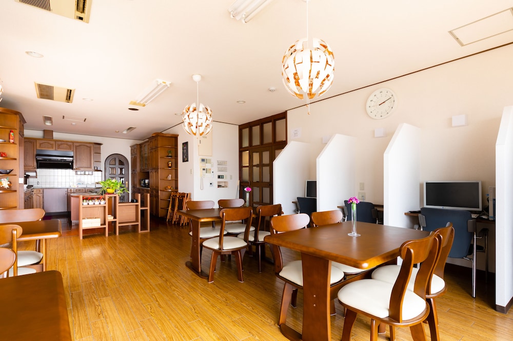YOLEE GUEST HOUSE 大阪