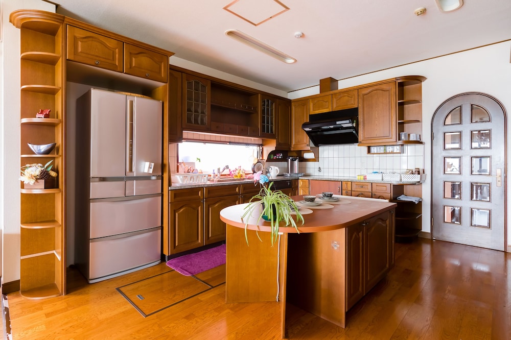 YOLEE GUEST HOUSE 大阪