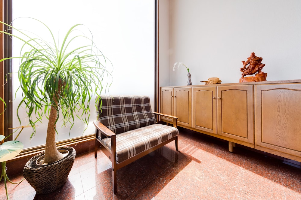 YOLEE GUEST HOUSE 大阪