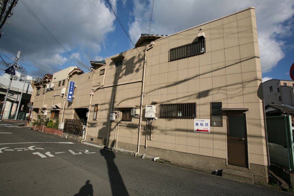 ビジネス旅館 美松荘 大阪