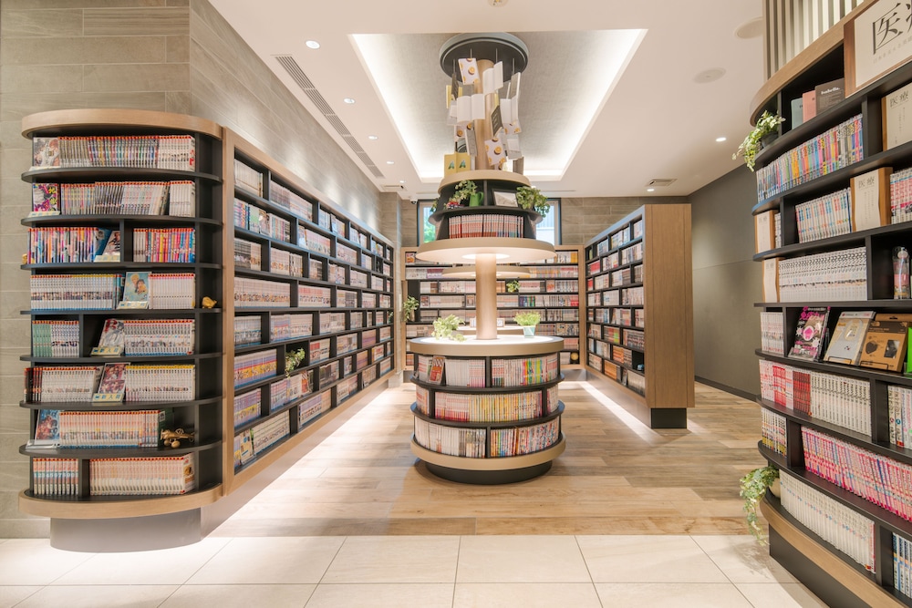 クインテッサホテル大阪心斎橋 COMIC & BOOKS 大阪