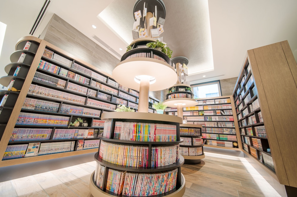 クインテッサホテル大阪心斎橋 COMIC & BOOKS 大阪