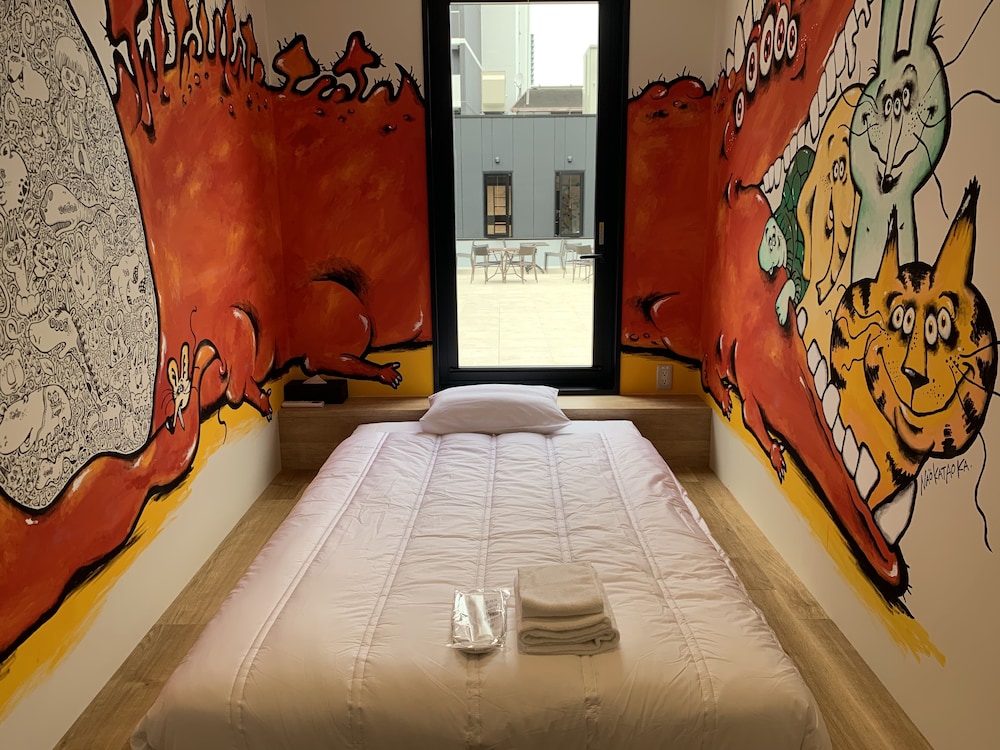 YOLO HOTEL MUSEUM 大阪