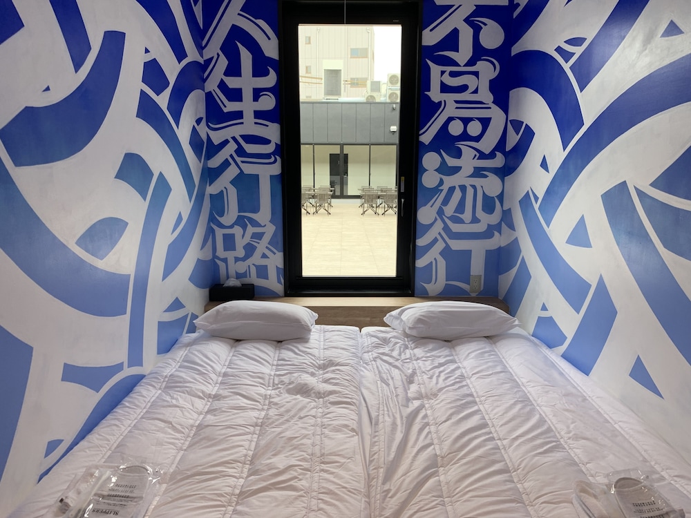 YOLO HOTEL MUSEUM 大阪