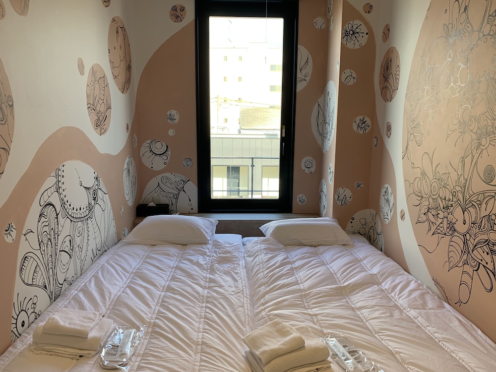 YOLO HOTEL MUSEUM 大阪