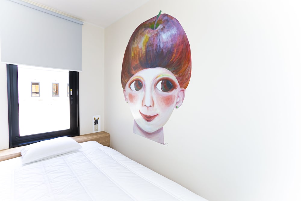 YOLO HOTEL MUSEUM 大阪