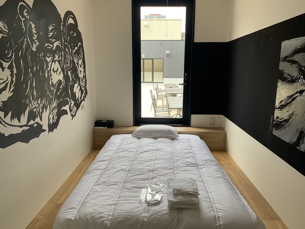 YOLO HOTEL MUSEUM 大阪