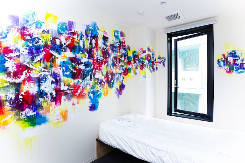 YOLO HOTEL MUSEUM 大阪