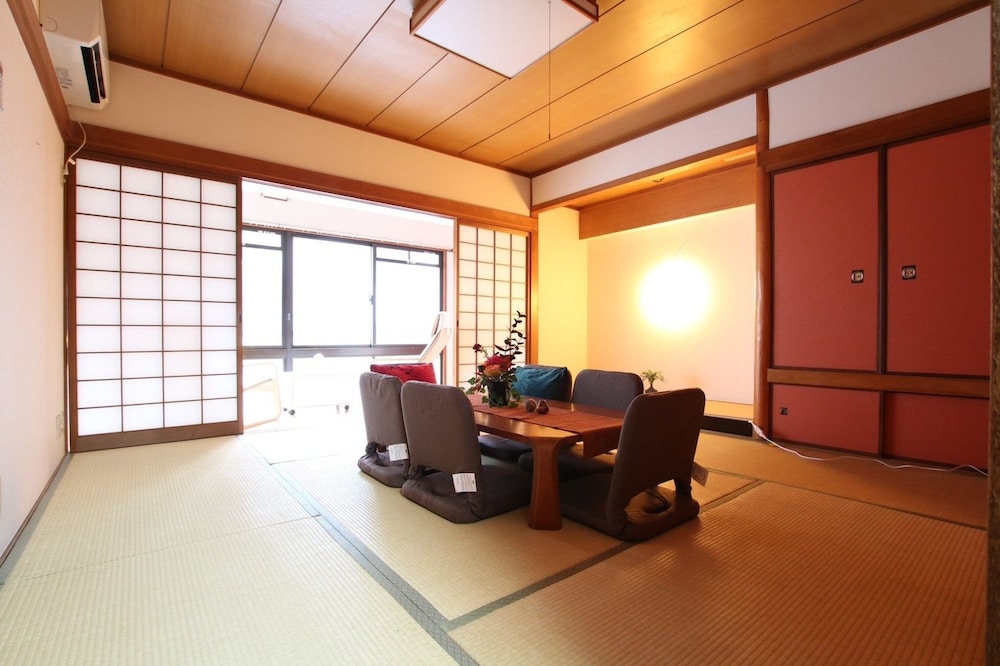 NAMBA BIG ROOM APARTMENT 大阪