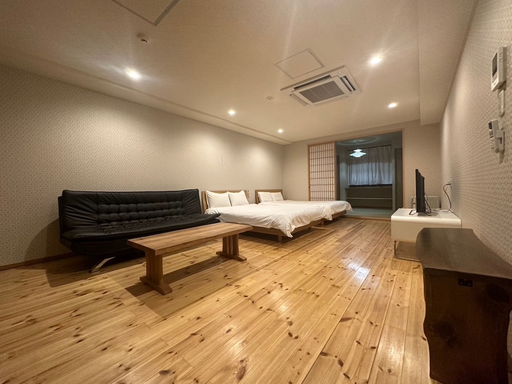 SHIMANOUCHI LUXURY APARTMENT 大阪