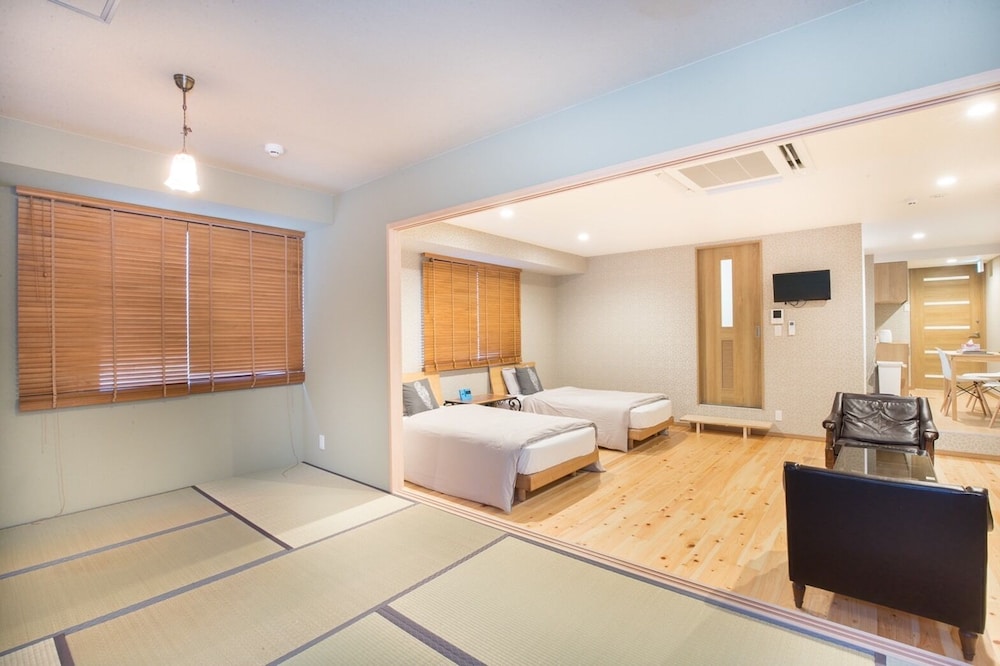 SHIMANOUCHI LUXURY APARTMENT 大阪