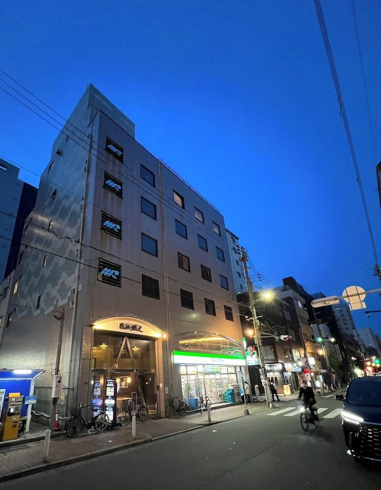 SHIMANOUCHI LUXURY APARTMENT 大阪