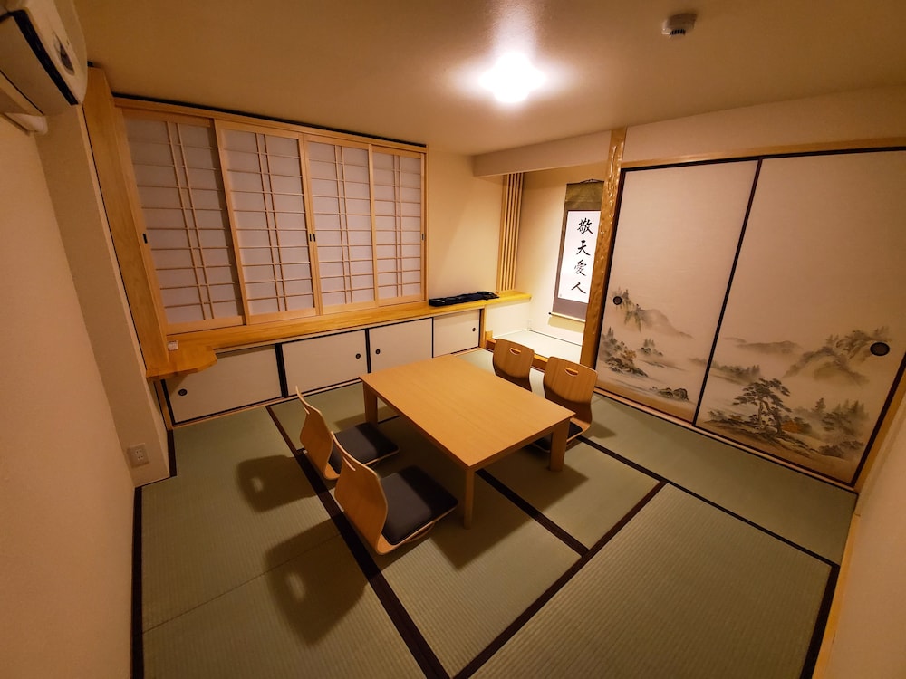 SAKURANOMIYA HOTEL-SELF SERVICE 大阪