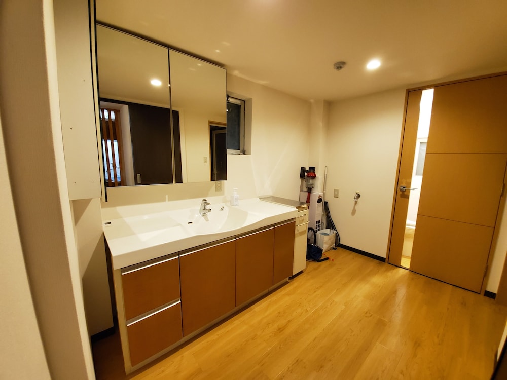 SAKURANOMIYA HOTEL-SELF SERVICE 大阪