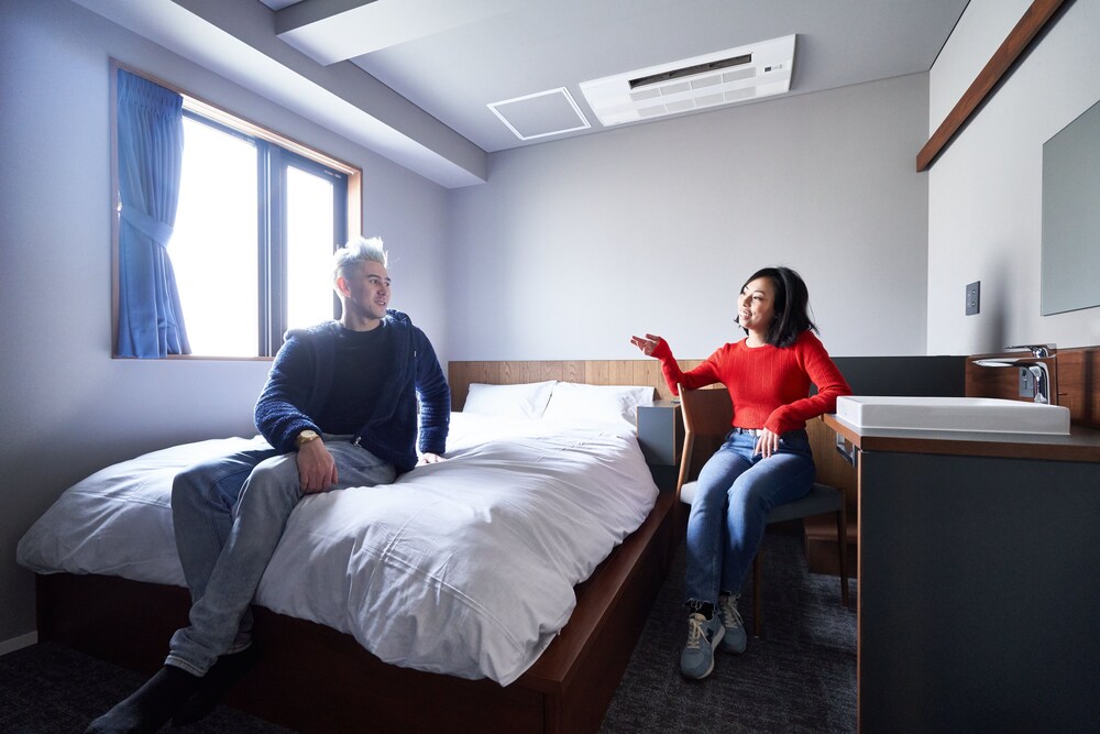 &AND HOSTEL NAMBA 大阪
