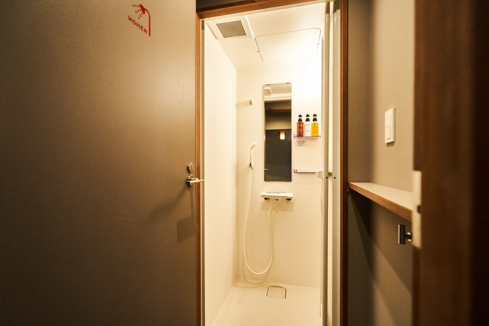 &AND HOSTEL NAMBA 大阪