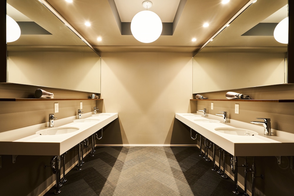 &AND HOSTEL NAMBA 大阪