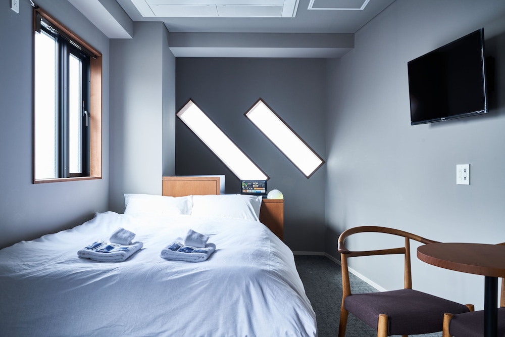 &AND HOSTEL NAMBA 大阪