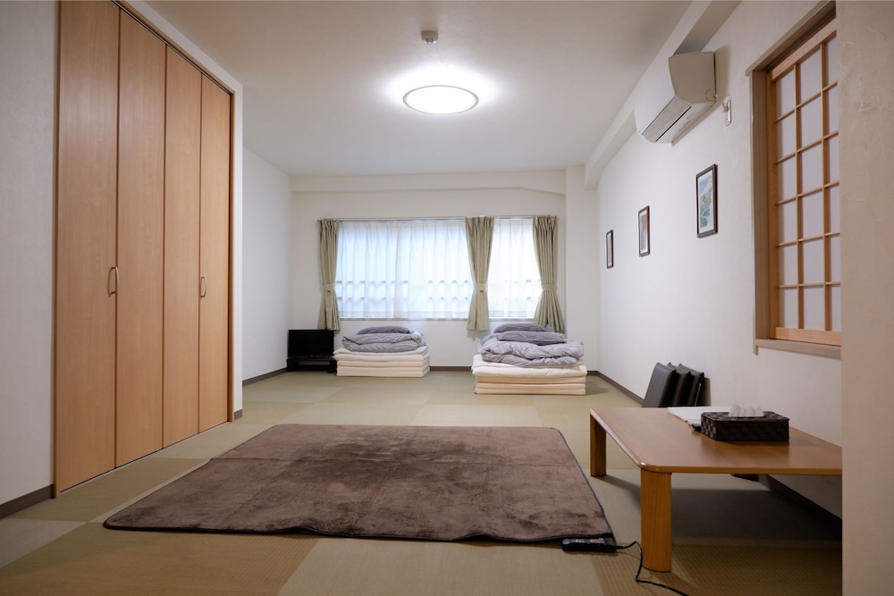 RYOTA'S ROOM 大阪