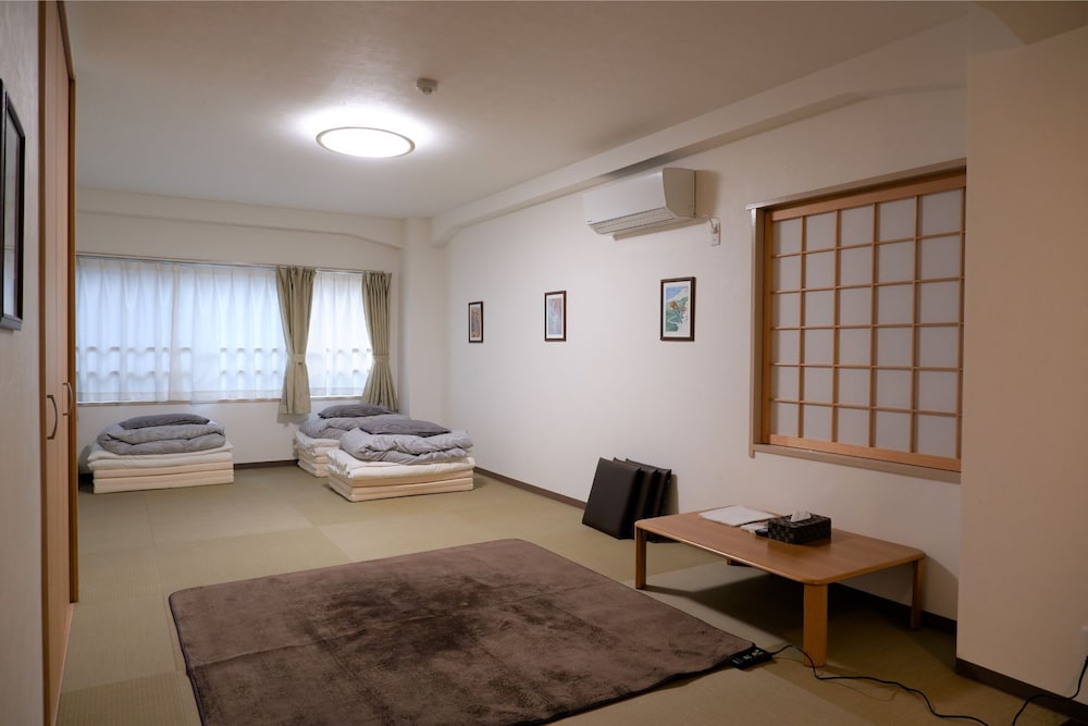 RYOTA'S ROOM 大阪