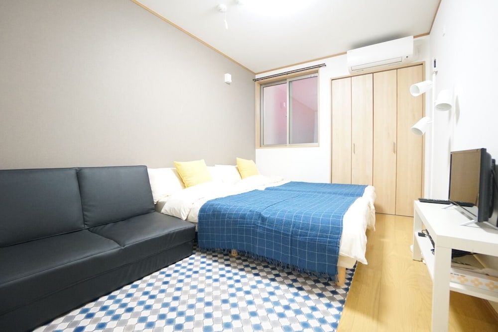 TERRY'S APARTMENT NAMBA SOUTH V C01F 大阪