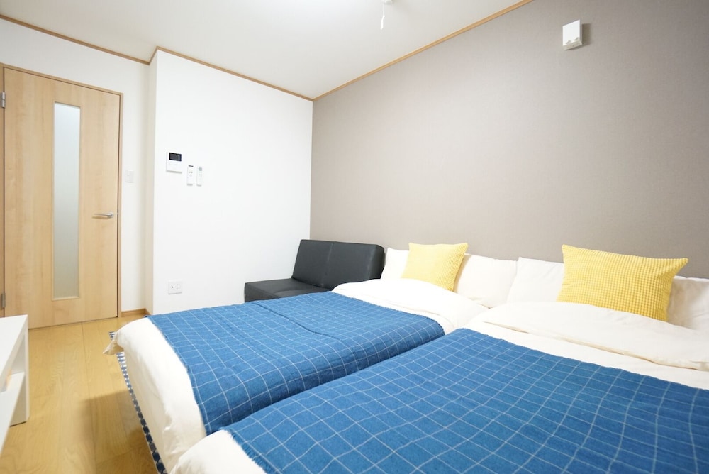 TERRY'S APARTMENT NAMBA SOUTH V C01F 大阪