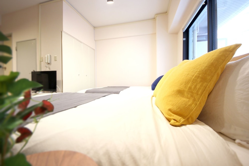 COZY & CLEAN FAMILY APT OSAKA CENTRAL WEST 大阪