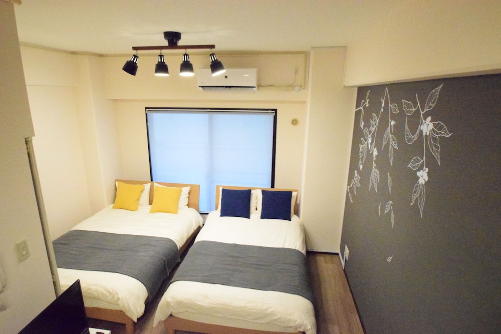 COZY & CLEAN FAMILY APT OSAKA CENTRAL WEST 大阪