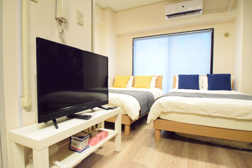 COZY & CLEAN FAMILY APT OSAKA CENTRAL WEST 大阪