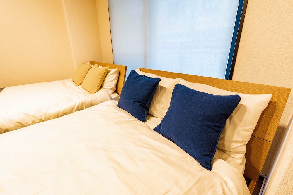 COZY & CLEAN FAMILY APT OSAKA CENTRAL WEST 大阪