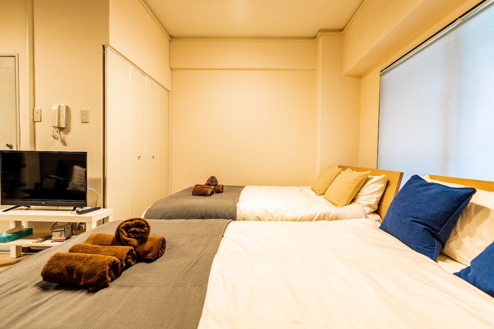 COZY & CLEAN FAMILY APT OSAKA CENTRAL WEST 大阪