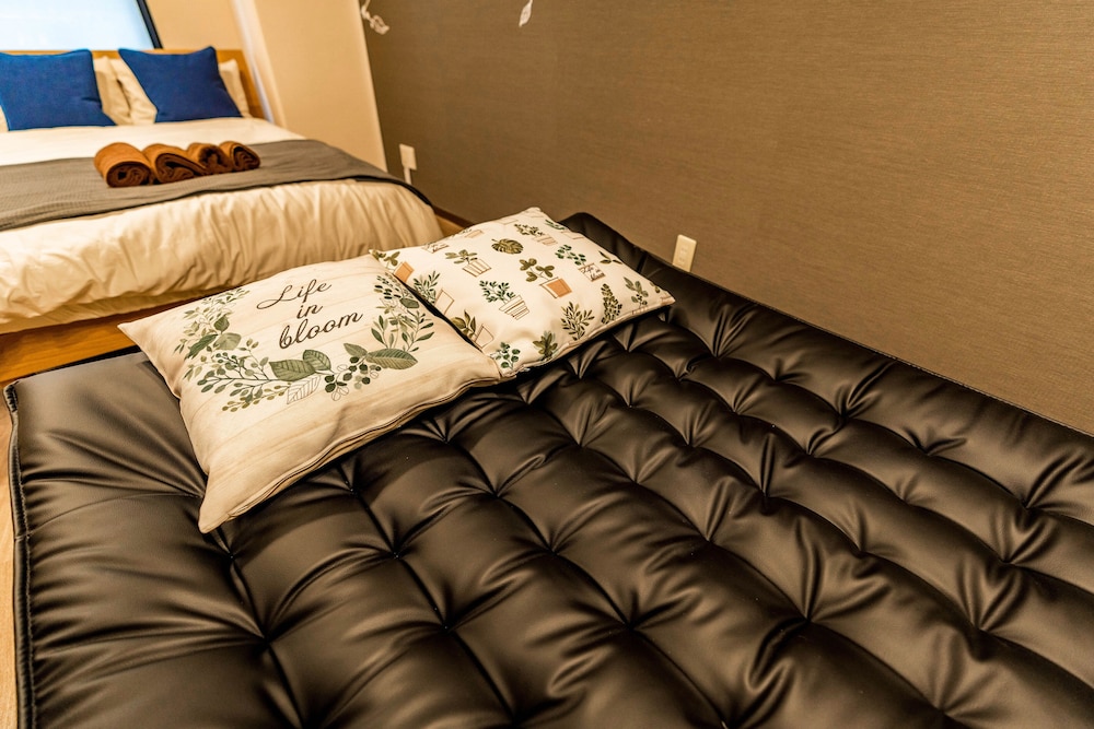 COZY & CLEAN FAMILY APT OSAKA CENTRAL WEST 大阪