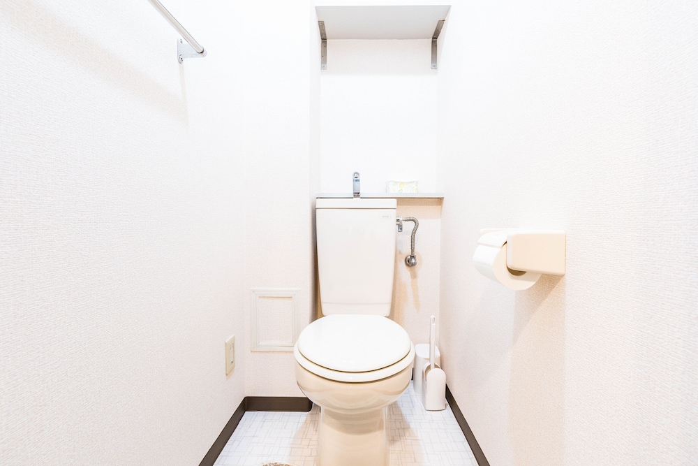 COZY & CLEAN FAMILY APT OSAKA CENTRAL WEST 大阪