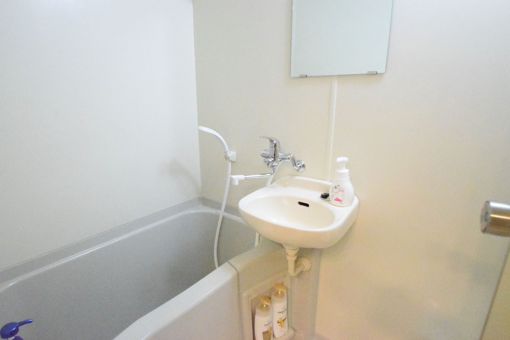 COZY & CLEAN FAMILY APT OSAKA CENTRAL WEST 大阪