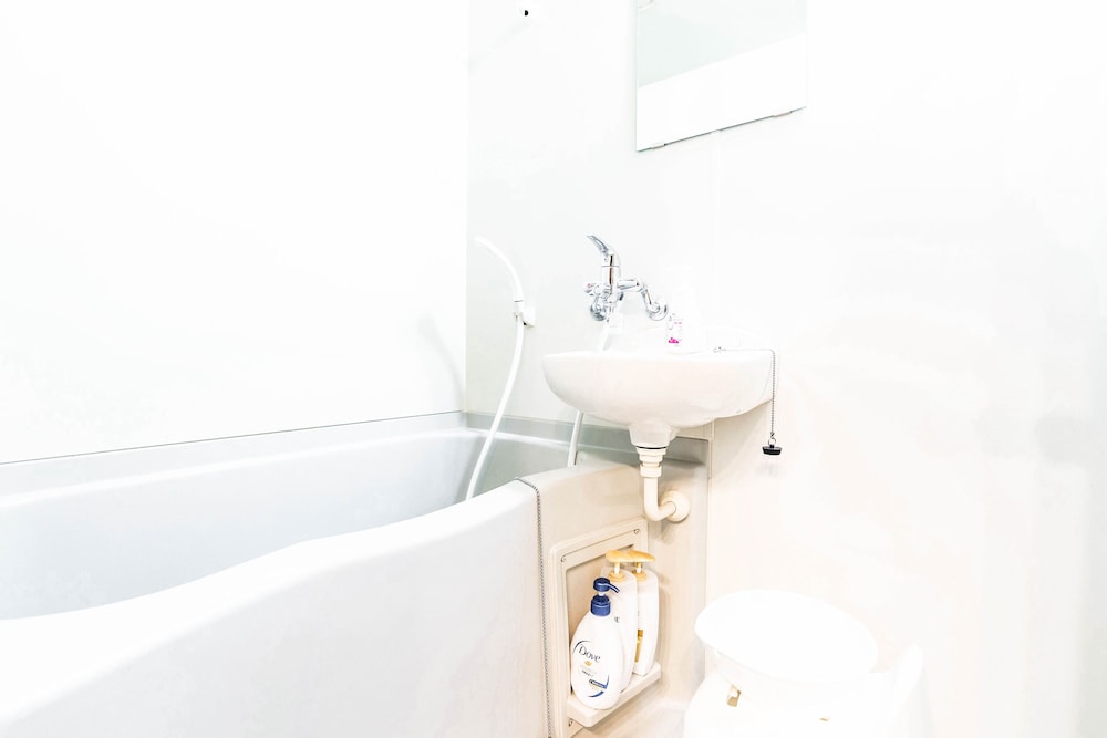 COZY & CLEAN FAMILY APT OSAKA CENTRAL WEST 大阪