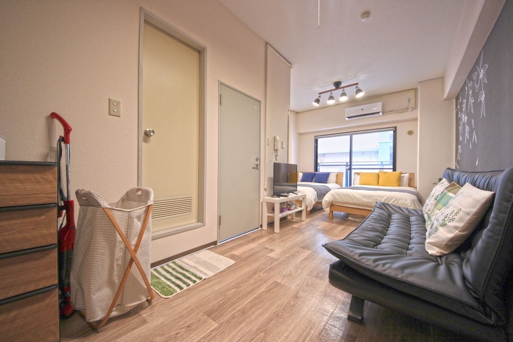 COZY & CLEAN FAMILY APT OSAKA CENTRAL WEST 大阪