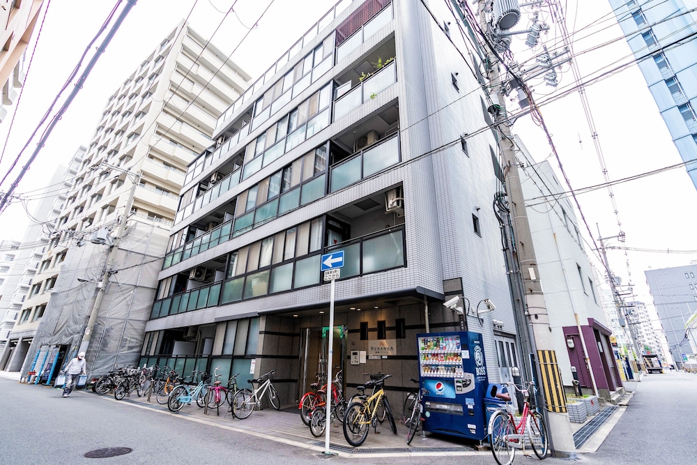 COZY & CLEAN FAMILY APT OSAKA CENTRAL WEST 大阪