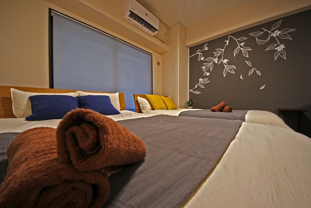 COZY & CLEAN FAMILY APT OSAKA CENTRAL WEST 大阪