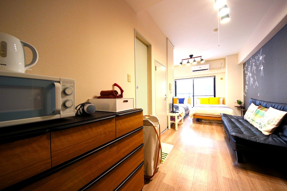 COZY & CLEAN FAMILY APT OSAKA CENTRAL WEST 大阪