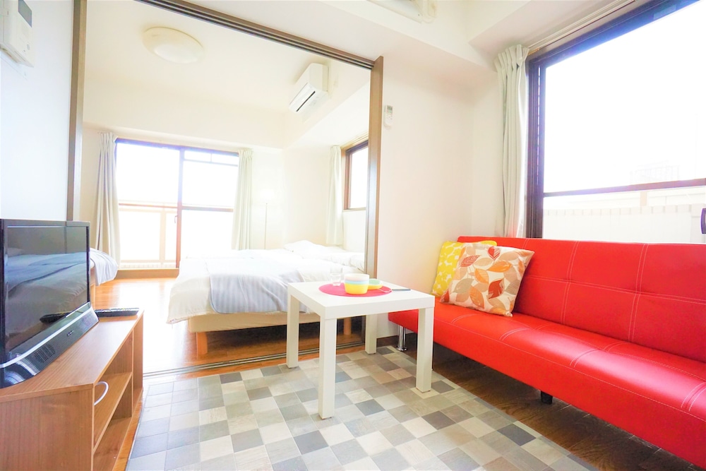 TERRY'S APARTMENT SHINSAIBASHI EAST I G10E 大阪