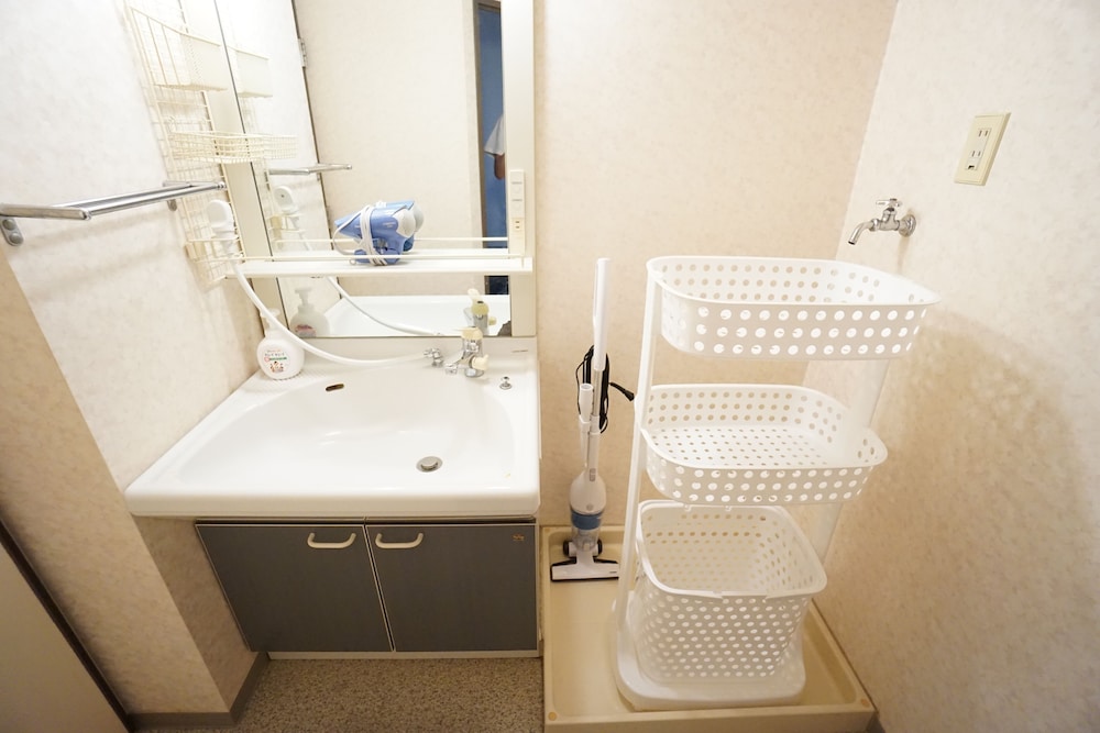 TERRY'S APARTMENT SHINSAIBASHI EAST I G10E 大阪