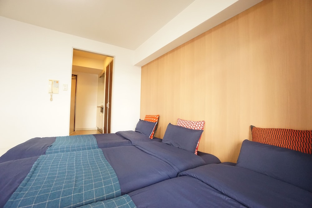 TERRY'S APARTMENT NAMBA SOUTH IV R03B 大阪
