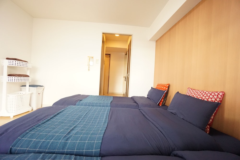 TERRY'S APARTMENT NAMBA SOUTH IV R03B 大阪