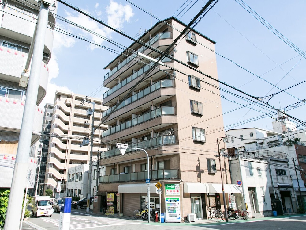 TERRY'S APARTMENT NAMBA SOUTH IV R03B 大阪