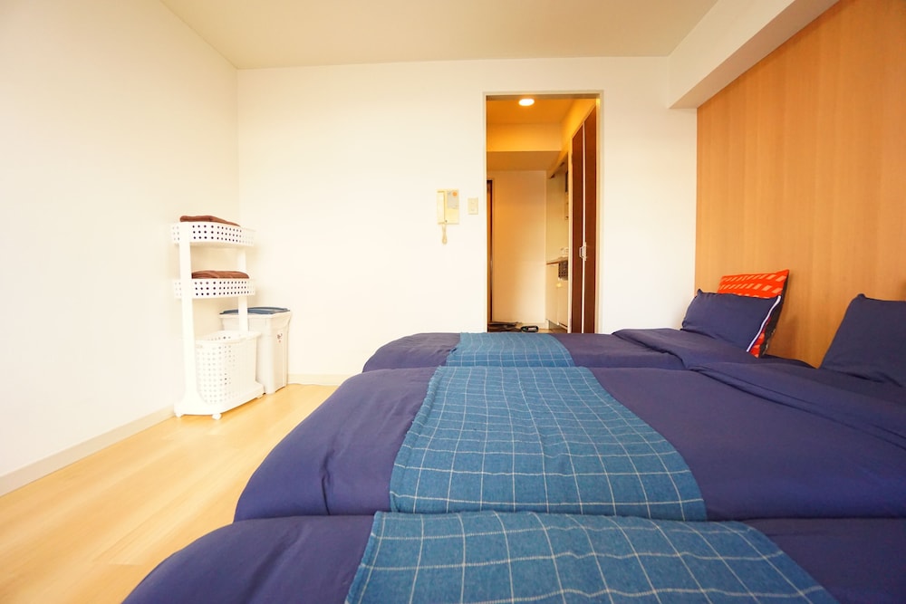 TERRY'S APARTMENT NAMBA SOUTH IV R03B 大阪