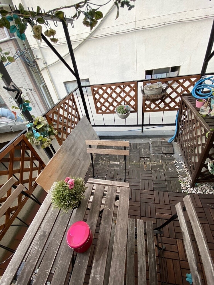 OSAKA NIPPONBASHI FAMILY HOUSE 大阪