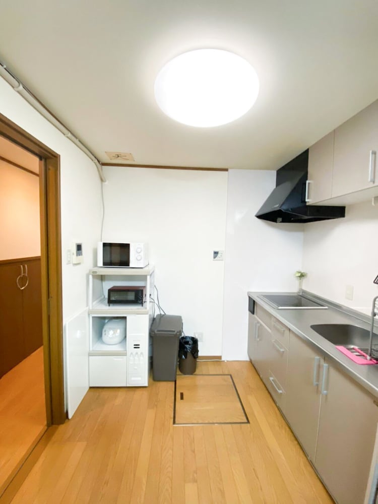 OSAKA NIPPONBASHI FAMILY HOUSE 大阪