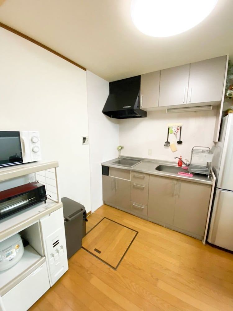 OSAKA NIPPONBASHI FAMILY HOUSE 大阪
